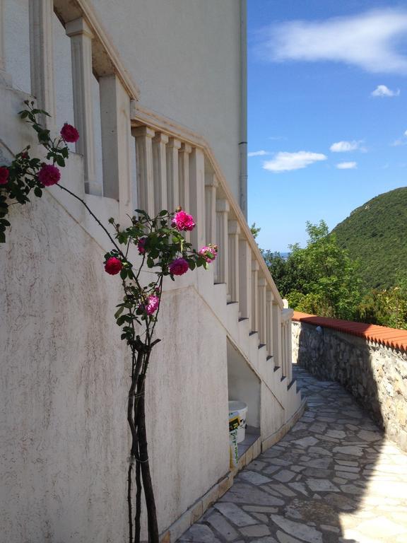 Apartmani Lazarevic Luštica Exteriér fotografie