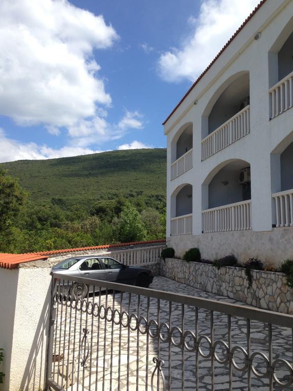 Apartmani Lazarevic Luštica Exteriér fotografie